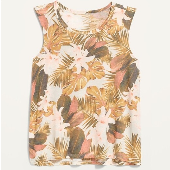 UltraLite All-Day Plus-Size Crop Tank Top - Picture 1 of 3